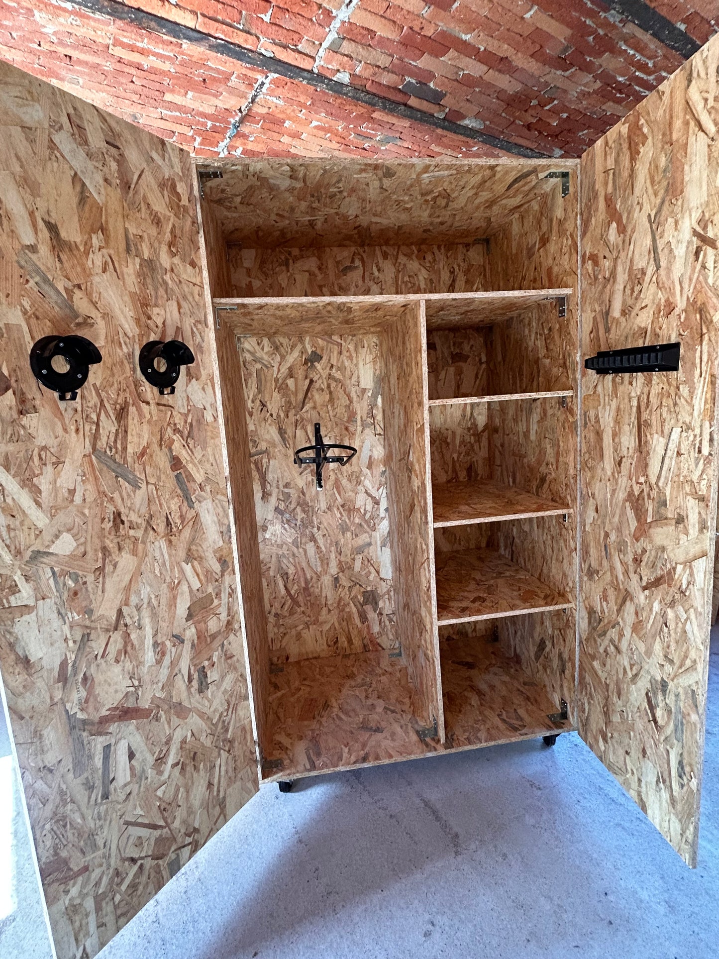 L'Intégrale - Armoire de sellerie/ d'équitation