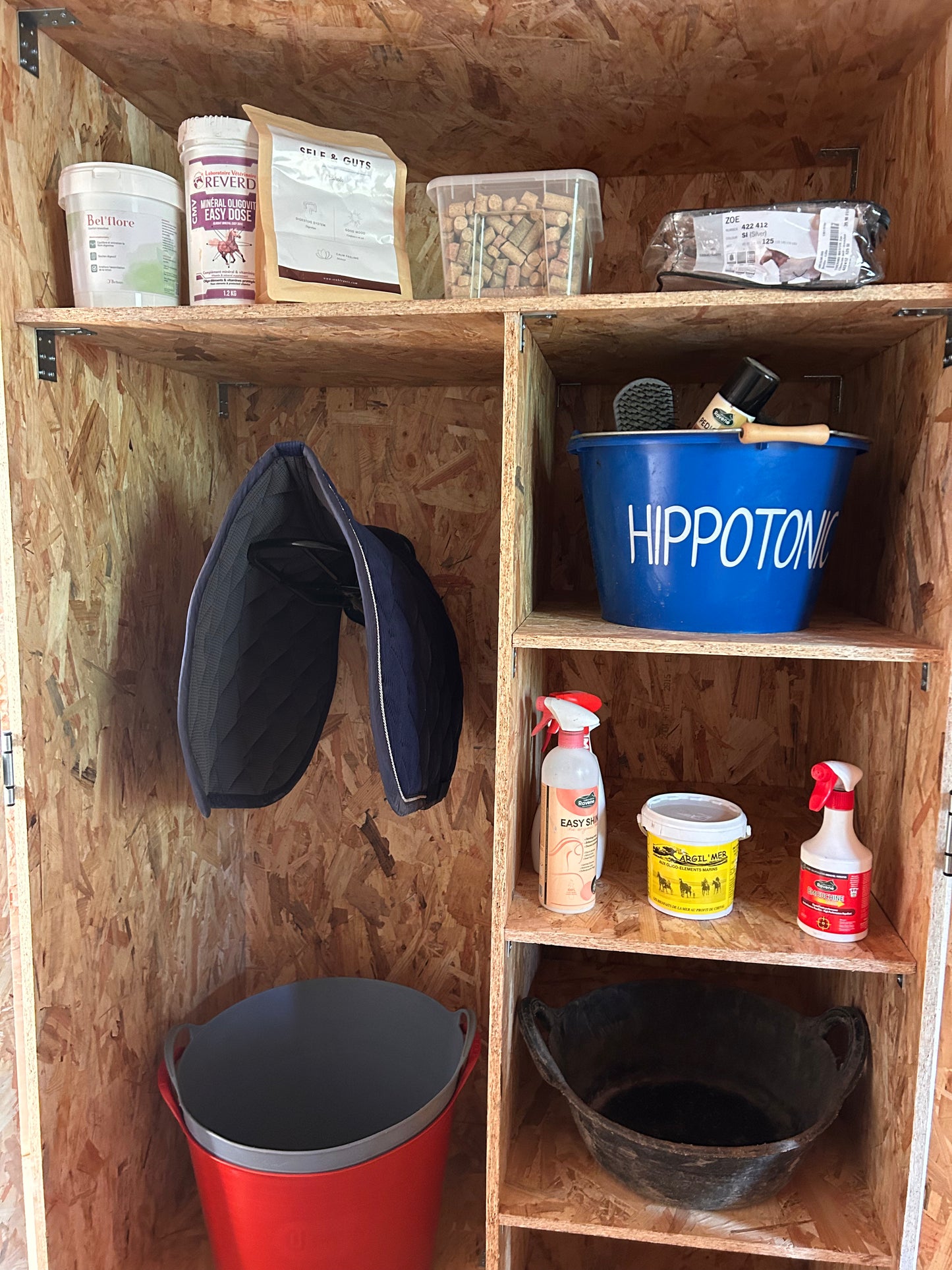 L'Intégrale - Armoire de sellerie/ d'équitation