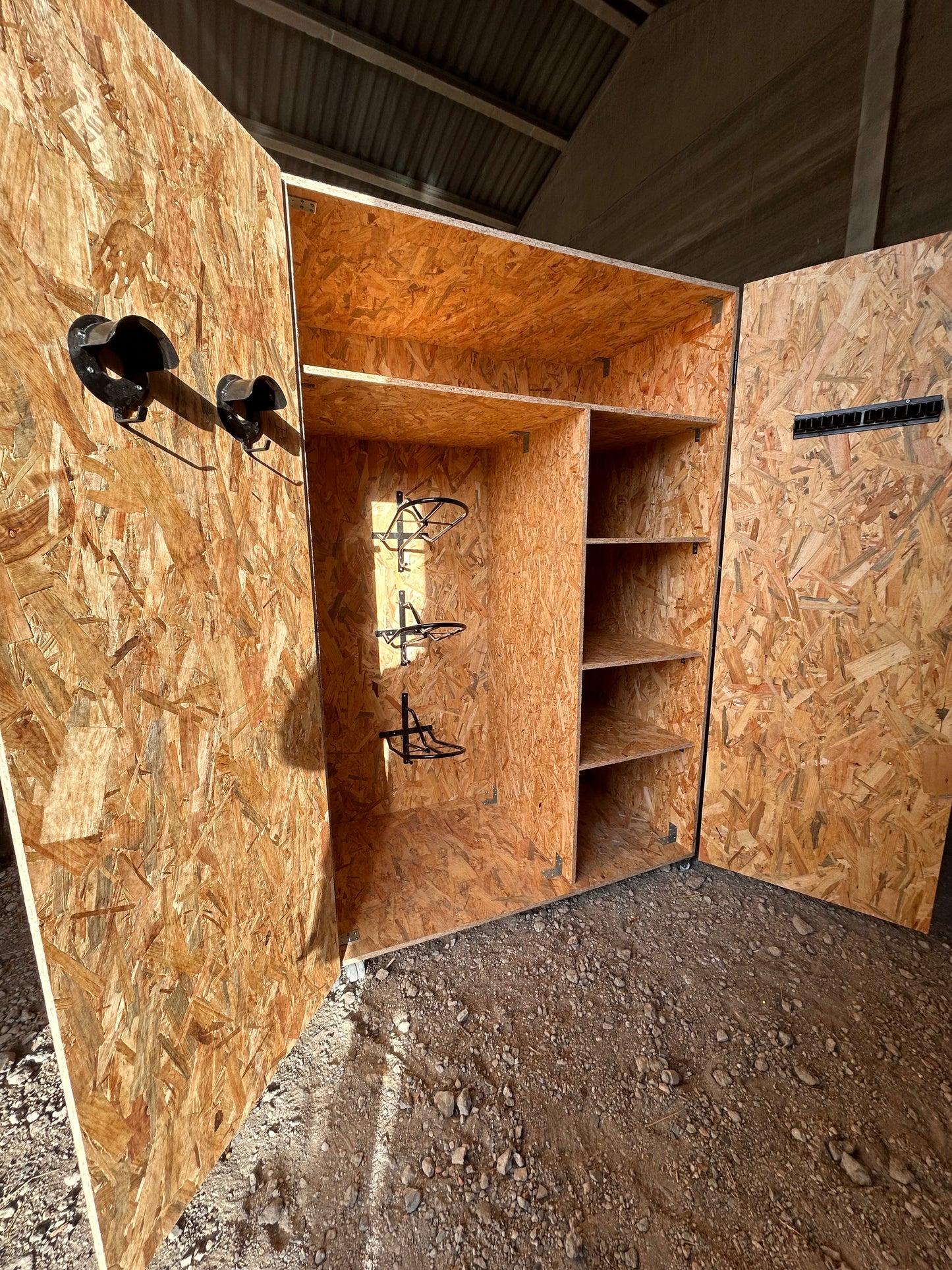 L'Excellente - Armoire de sellerie/ d'équitation