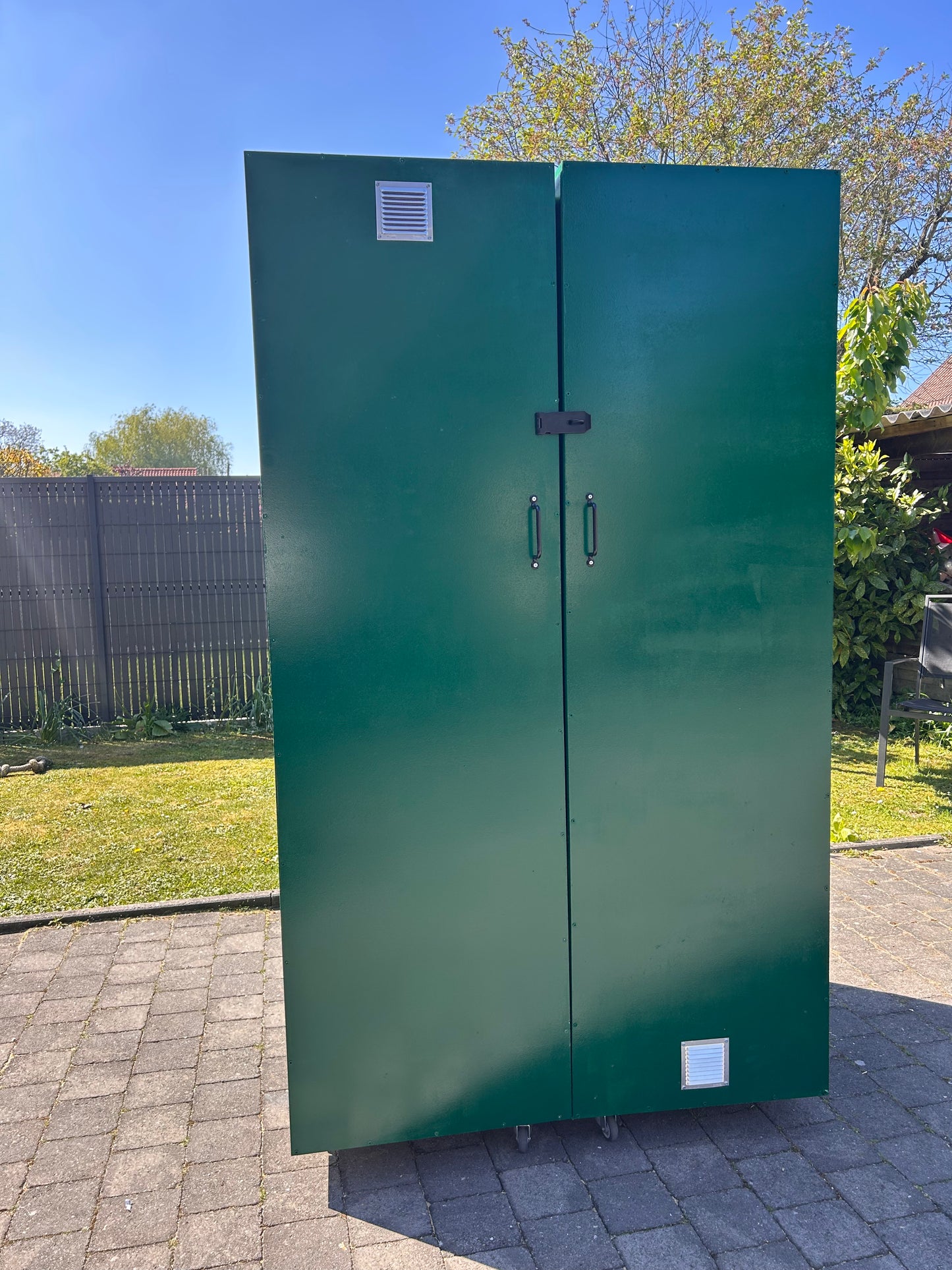 La Magistrale - armoire équestre avec portes de rangement